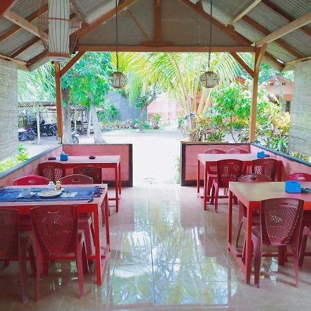 Kuta Garden Homestay Exterior foto